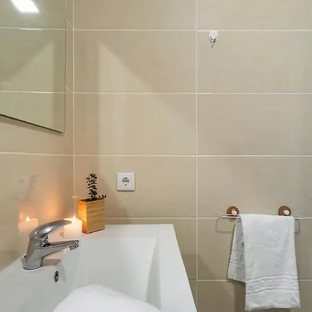 Flat For 10 Minutes From Intendente Апартаменты Лиссабон